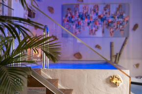 Гостиница Villa Splantzia - Heated pool - Garden - 2 min Harbor  Ханья